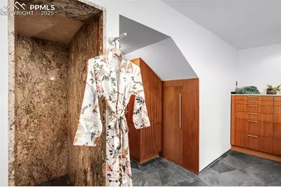 10780 S Forest Drive, Colorado Springs, CO 80908 - Photo 27