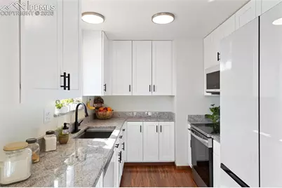 2105 Farnsworth Drive, Colorado Springs, CO 80916 - Photo 11