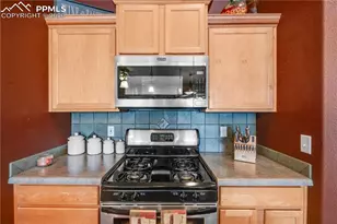 777 Woodleaf Dr, Pueblo, CO 81007 - Photo 11