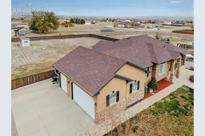 777 E Woodleaf Drive, Pueblo West, CO 81007 - Photo 3