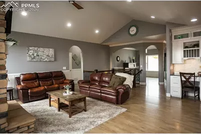 1747 Islehurst Lane, Monument, CO 80132 - Photo 9