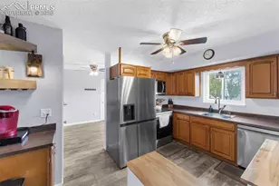 3005 Vickers Dr, Colorado Springs, CO 80918 - Photo 9