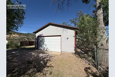 208 Iron Road, Manitou Springs, CO 80829 - Photo 5
