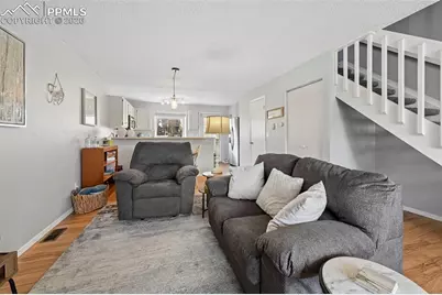 6816 Overland Drive, Colorado Springs, CO 80919 - Photo 7