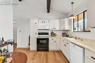 1365 Fairview Ave, Canon City, CO 81212 - Photo 17