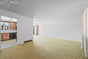 1524 Zaiger Pl, Colorado Springs, CO 80915 - Photo 3