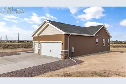 1438 N Moonbeam Drive, Pueblo, CO 81007 - Photo 39