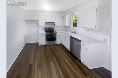 4243 Moonbeam Drive, Colorado Springs, CO 80916 - Photo 9