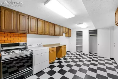 520 Linda Vista Avenue, Pueblo, CO 81005 - Photo 35