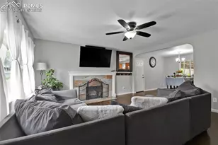 1512 Rushmore Dr, Colorado Springs, CO 80910 - Photo 5