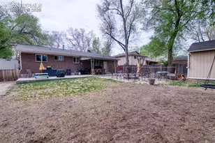 1512 Rushmore Dr, Colorado Springs, CO 80910 - Photo 23