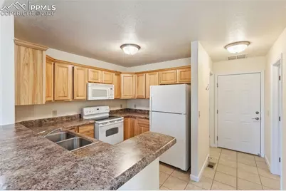 5402 Prominence Point, Colorado Springs, CO 80923 - Photo 7