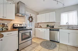 2106 Mt Vernon St, Colorado Springs, CO 80909 - Photo 9