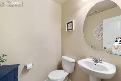 9515 Sand Myrtle Drive, Colorado Springs, CO 80925 - Photo 7