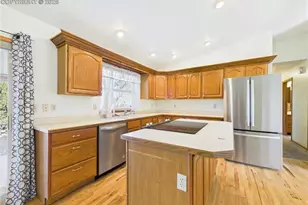 21 S Golfwood Dr, Pueblo West, CO 81007 - Photo 9