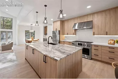 4475 Wavy Oak Drive, Colorado Springs, CO 80908 - Photo 9