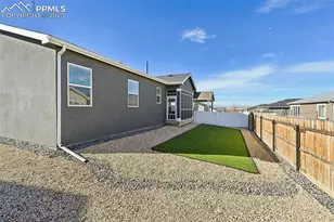 2215 Cliffmoor Ln, Pueblo, CO 81008 - Photo 23