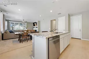 2215 Cliffmoor Ln, Pueblo, CO 81008 - Photo 7