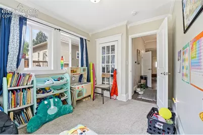 2427 W Platte Avenue, Colorado Springs, CO 80904 - Photo 11