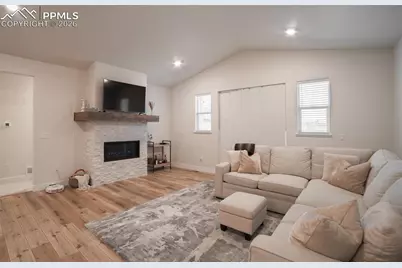 7626 Almond Wood Loop, Colorado Springs, CO 80908 - Photo 3