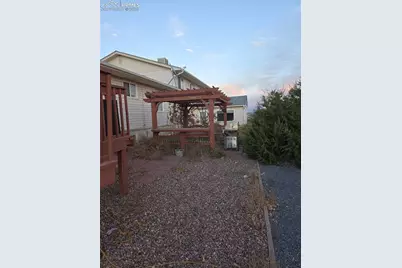 2046 W Hesperus Drive, Pueblo, CO 81007 - Photo 11
