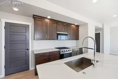 6997 Knapp Drive, Colorado Springs, CO 80924 - Photo 9