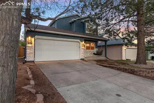 5857 Wisteria Dr, Colorado Springs, CO 80919 - Photo 3
