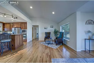 1905 Mesa Road, Colorado Springs, CO 80904 - Photo 43