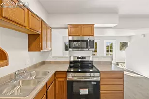 329 E Missouri Ave, Fountain, CO 80817 - Photo 9