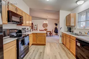 2533 Patriot Heights, Colorado Springs, CO 80904 - Photo 7