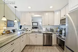 727 Crown Point Dr, Colorado Springs, CO 80906 - Photo 19