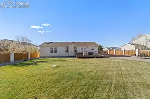 190 S Circle Dr, Pueblo, CO 81007 - Photo 33