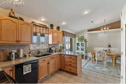 429 W Strawberry Drive, Pueblo West, CO 81007 - Photo 9