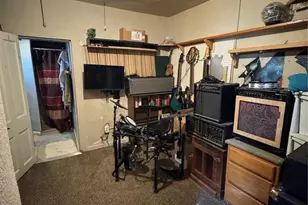 2534 E St Vrain St, Colorado Springs, CO 80909 - Photo 13