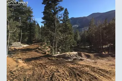 6800 Eagle Mountain Road, Manitou Springs, CO 80829 - Photo 3