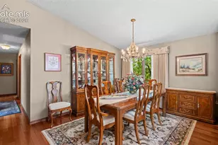 5715 Flintridge Dr, Colorado Springs, CO 80918 - Photo 9