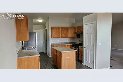 10921 Redington Drive, Peyton, CO 80831 - Photo 7