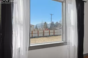 1126 McArthur Ave, Colorado Springs, CO 80909 - Photo 11