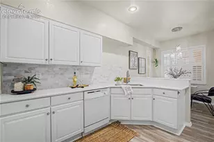 4475 Songglen Cir, Colorado Springs, CO 80906 - Photo 7