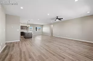 1619 N Calle Rosa Dr, Pueblo, CO 81007 - Photo 5