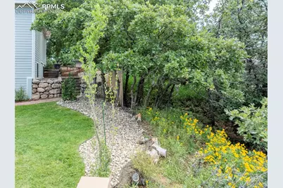 328 Sutherland Place, Manitou Springs, CO 80829 - Photo 13