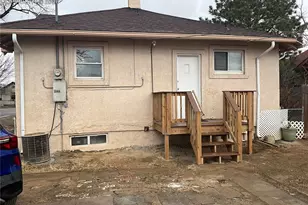 1122 E 4th St, Pueblo, CO 81001 - Photo 5