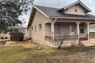 1122 E 4th St, Pueblo, CO 81001 - Photo 3