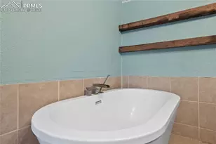 3396 Foxridge Dr, Colorado Springs, CO 80916 - Photo 17