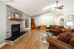 139 Palisade Cir, Manitou Springs, CO 80829 - Photo 11