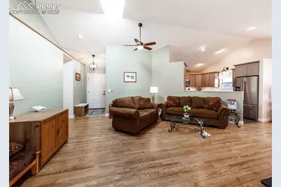 139 Palisade Circle, Manitou Springs, CO 80829 - Photo 9