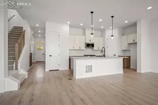 4405 Peak Crst Vw, Colorado Springs, CO 80918 - Photo 11