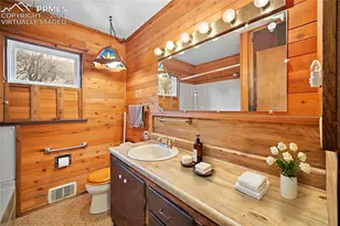 1706 W St Vrain St, Colorado Springs, CO 80904 - Photo 5