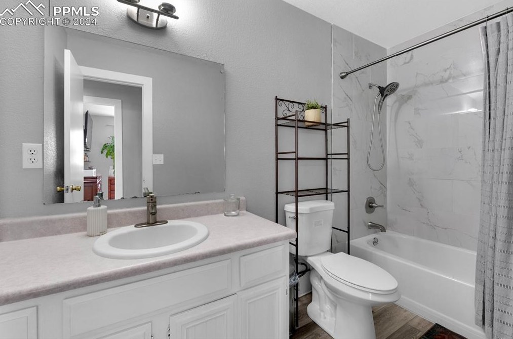 879 Daffodil St, Fountain CO  80817-4143 exterior