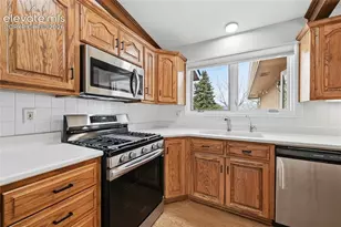 6255 Lange Dr, Colorado Springs, CO 80918 - Photo 9
